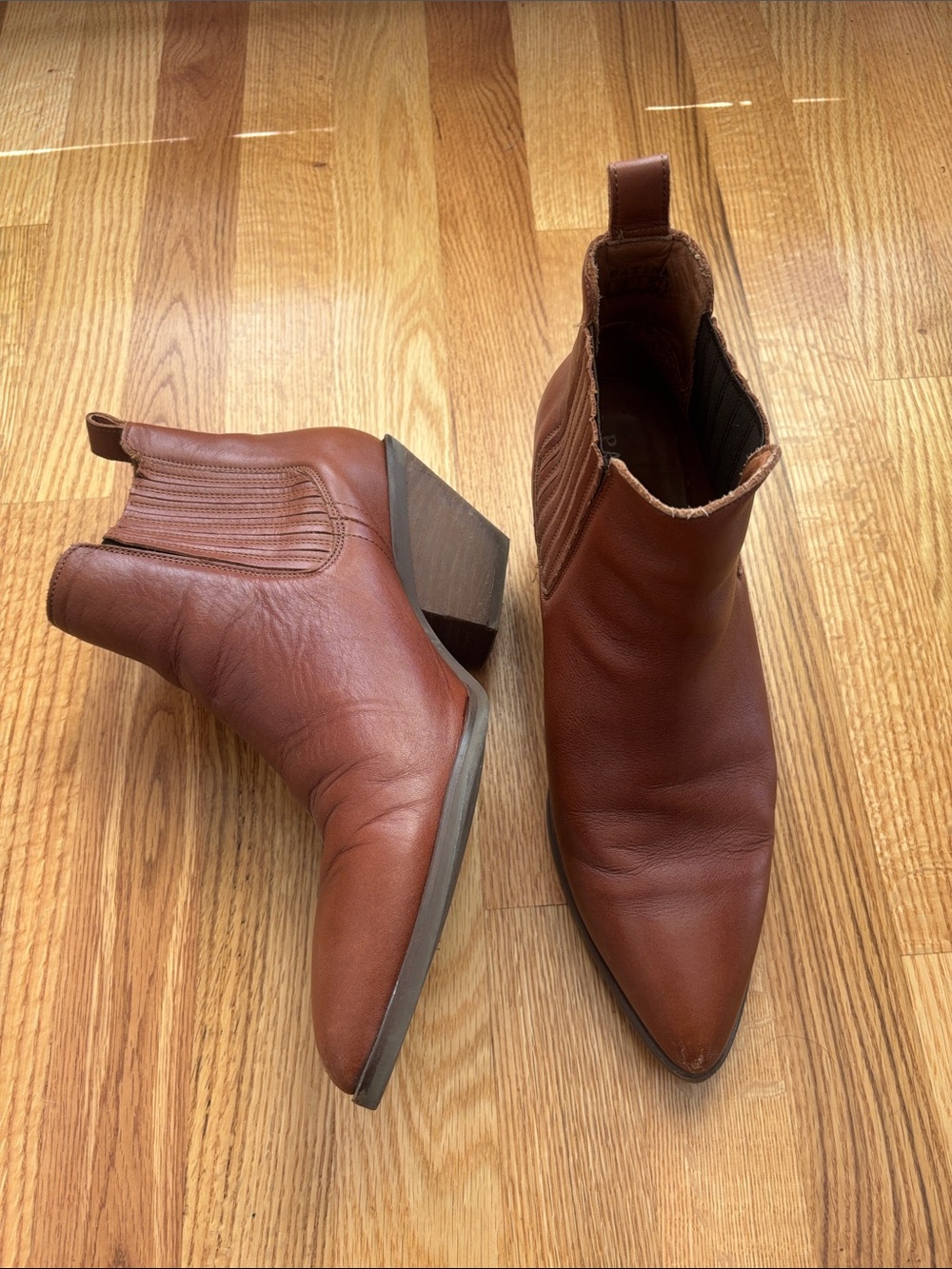 Portland Leather Western style ankle boots